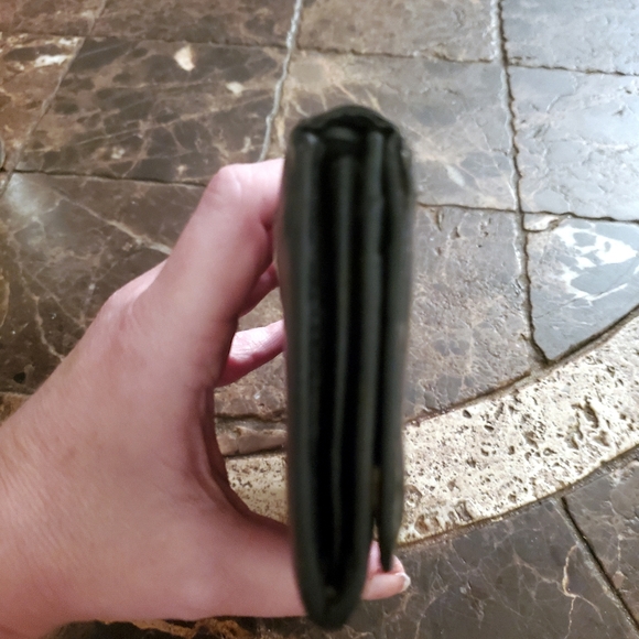 Prada Black Saffiano Continental Wallet with $30 COA - Picture 13 of 16